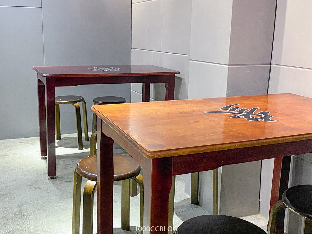 新竹美食 5q手工粉圓 綿滑細緻豆花搭配傳統粉圓 既平價又美味的甜品 飲料店 1000cc去旅行